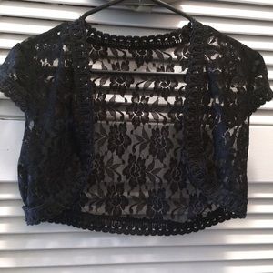 Lace mini outwear. Black.