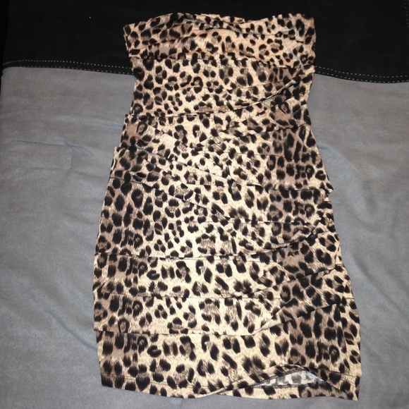 Cheetah strapless dress