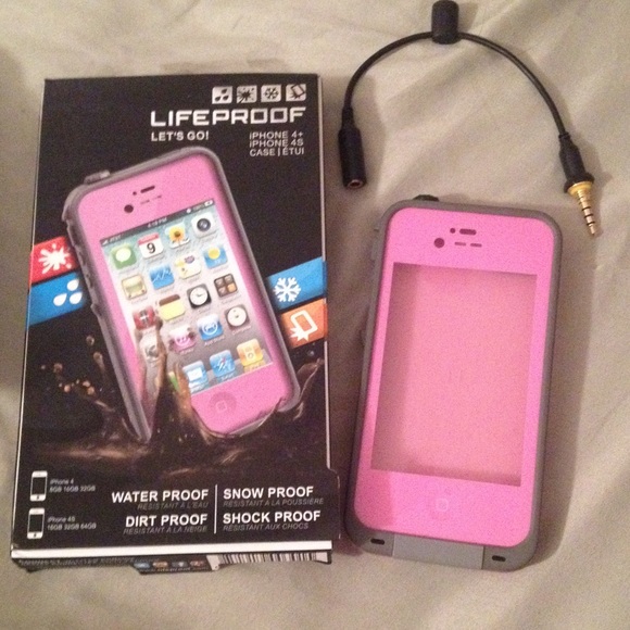 iPhone 4/4s light pink LifeProof Case