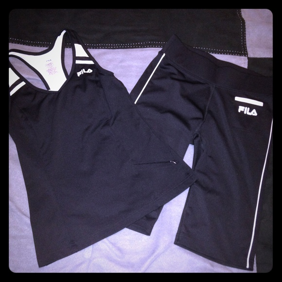 Top and capri sport set😍