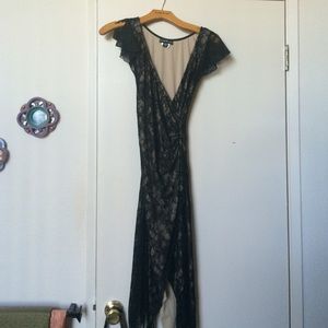 Bebe lace dress