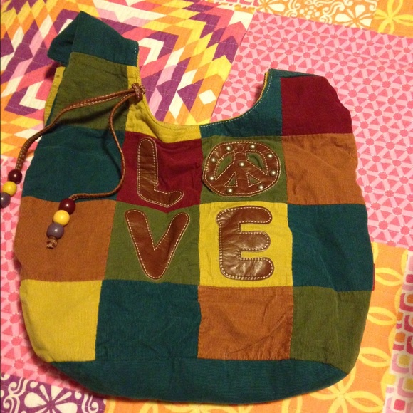 Love ColorBlock Satchel . - Picture 2 of 2