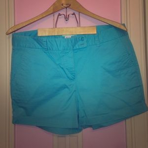 Vineyard Vines blue khaki shorts