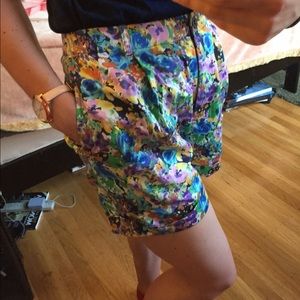 AA floral print pleated cuffed short