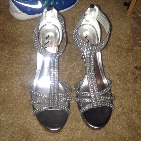 Gray/charcoal sequin heels