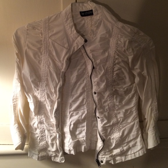 White blazer with zipper