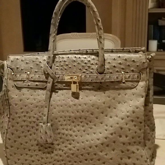 Hand bag .
