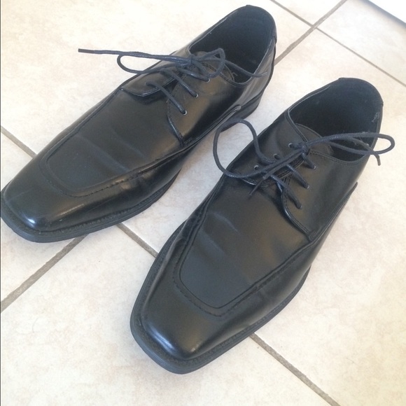 Men dress shoes