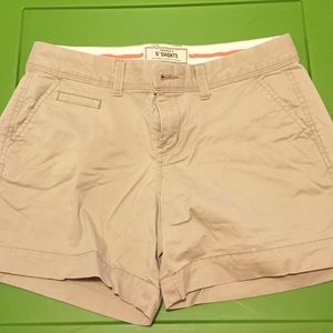 Khaki Old Navy women's chino shorts