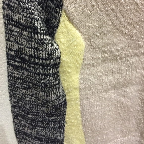 Snidel color block sweater- Japanese brand - Picture 2 of 3