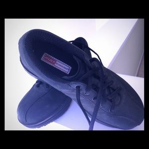 Mbt black walking sneakers
