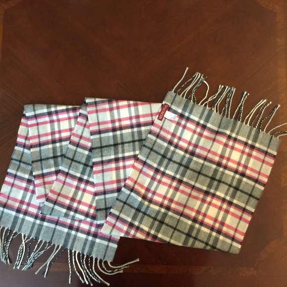 Plaid scarf