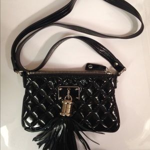 BETSEY JOHNSON✨ clutch + straps