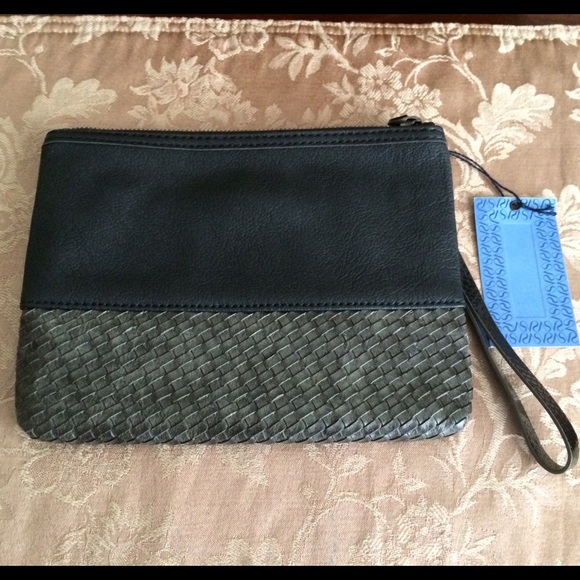 Simply Vera black wristlet - Picture 3 of 4