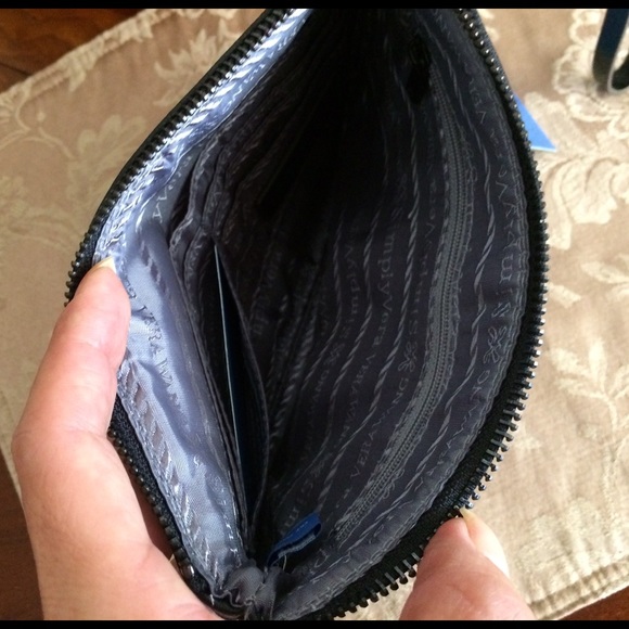 Simply Vera black wristlet - Picture 4 of 4