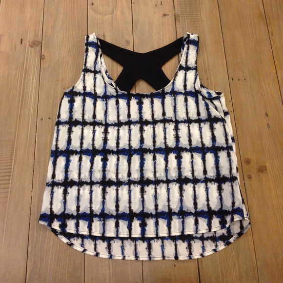 Harlowe & Graham top