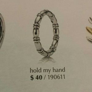 PANDORA RING.....RETIRED