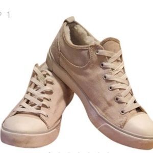 UGG Australia 👟👟