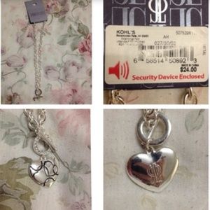 Jennifer Lopez necklace