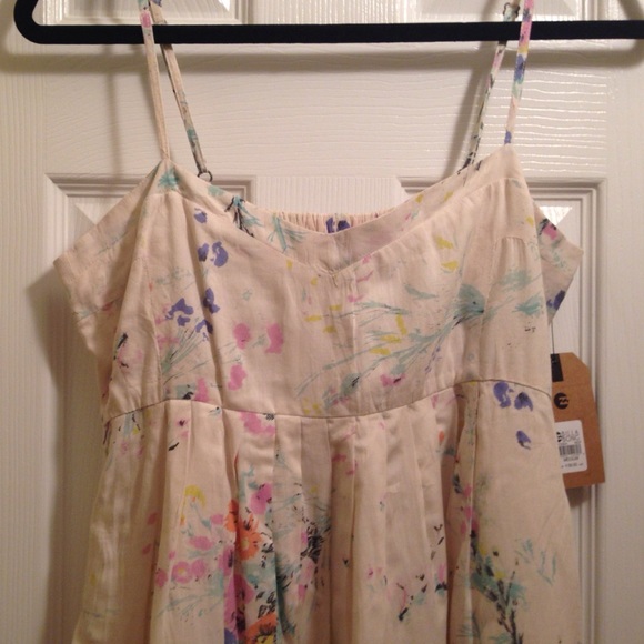 Billabong patern date high low dress - Picture 2 of 4