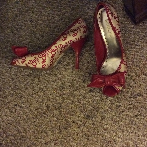 Bcbgirls red & tan high heels