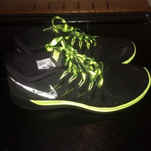 I have brand new women's Nike shoes for sale