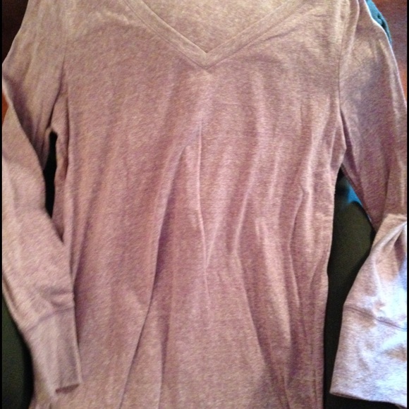 3 long sleeve tees - Picture 2 of 4