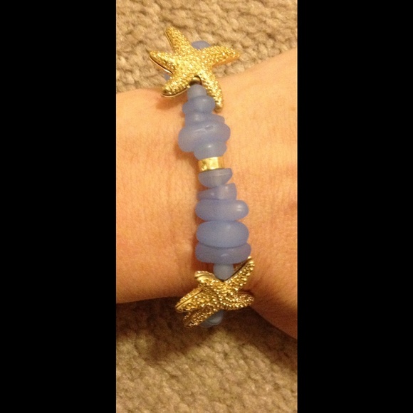 SOLD! Handmade- blue starfish bracelet - Picture 2 of 4