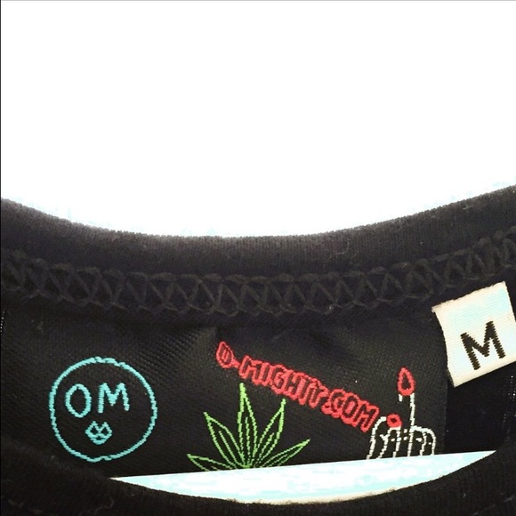 new with out tags O-Might crop top - Picture 2 of 2