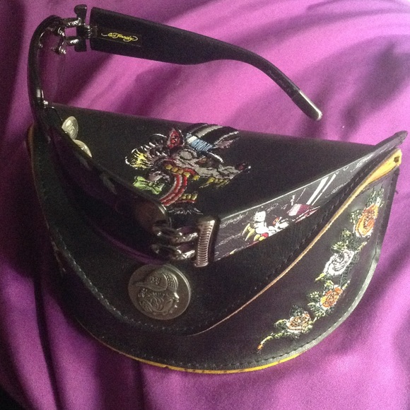 Ed Hardy Sunglass - Picture 3 of 4