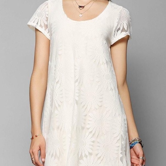 White sunflower dress 💝