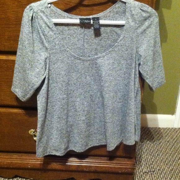 Daytrip shirt. Shows a little belly