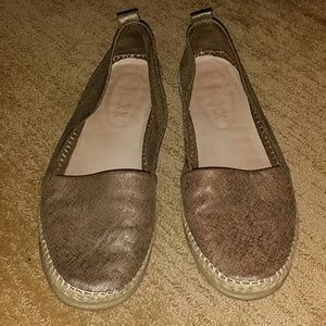 The Flex metallic comfort flats