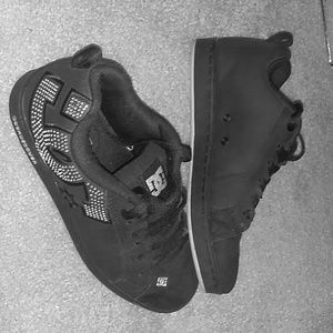 DC women shoes size 7.5