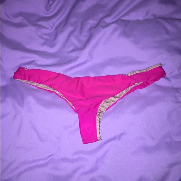 Acacia large guava hookipa bottom