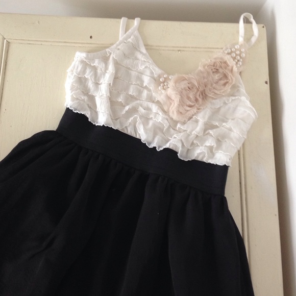 Black and white cocktail dress - Picture 1 of 4