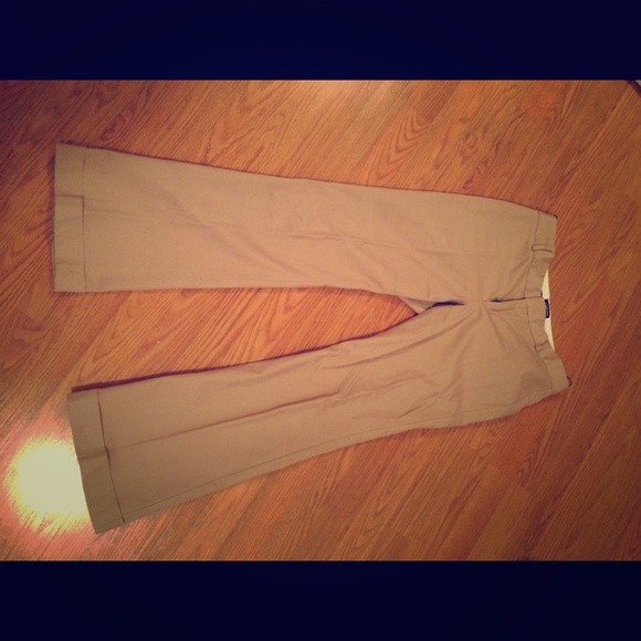 Khaki pant