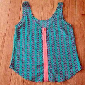 ❗️Sold❗️Bird shirt