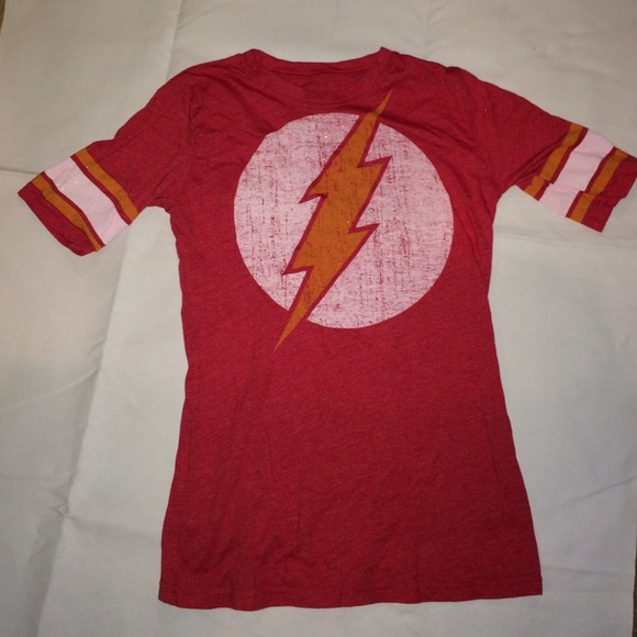 DC Comic t-shirt (L)