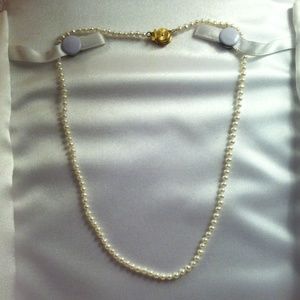 Pearl necklace