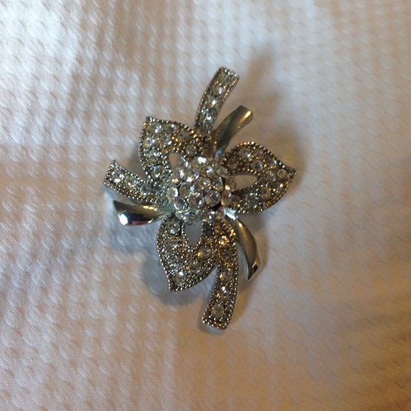 Vintage Silver and Rhinestone Brooch - Picture 3 of 3