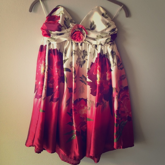 Double Zero Gorgeous Flowing Floral Silk Dress