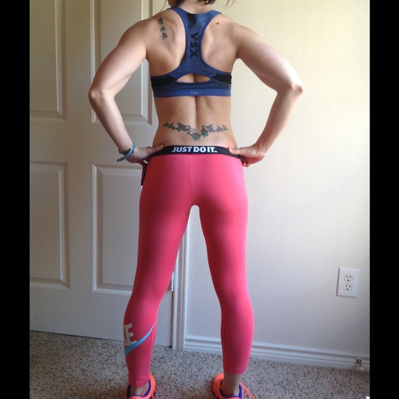 NWT NIKE PINK LOGO LEGGINGS S