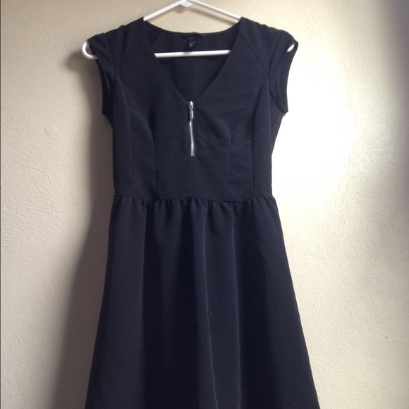 Little zipper dress