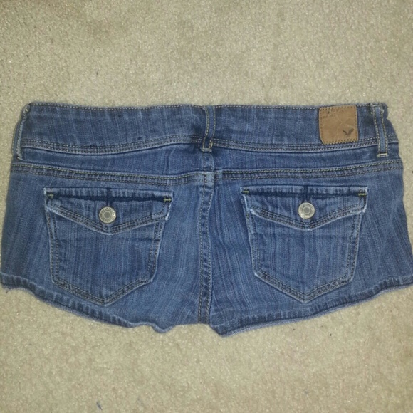 **SOLD**American Eagle Shorts - Picture 2 of 3