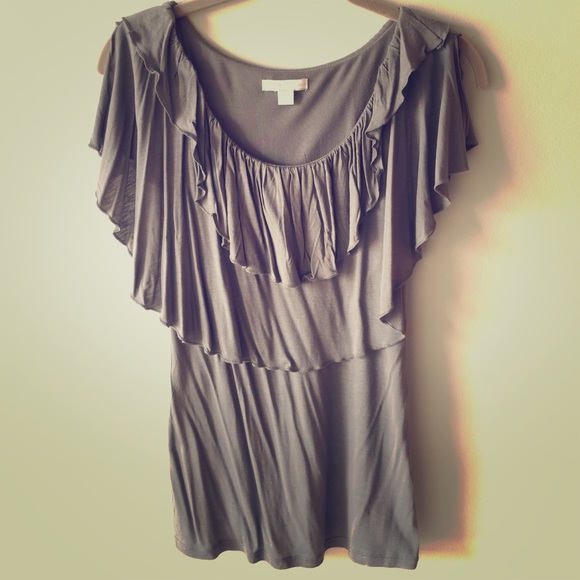 Cute! Sleeveless Gray Ruffle Knit Top NY&C