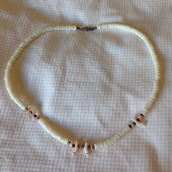 Puka Shell Necklace with Birds - Picture 2 of 4