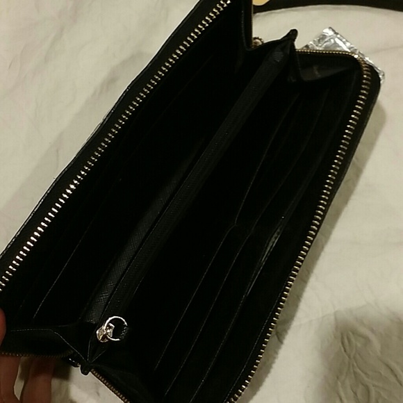Wallet - Picture 2 of 3