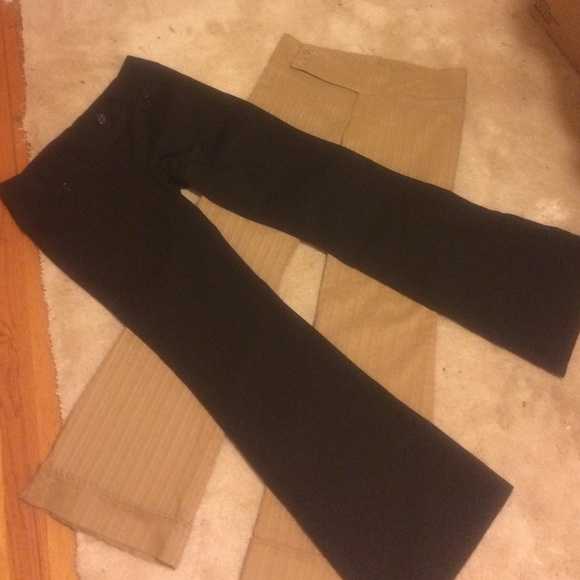 Two pairs of pants 💘 💐