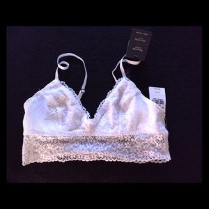 Abercrombie and Fitch top